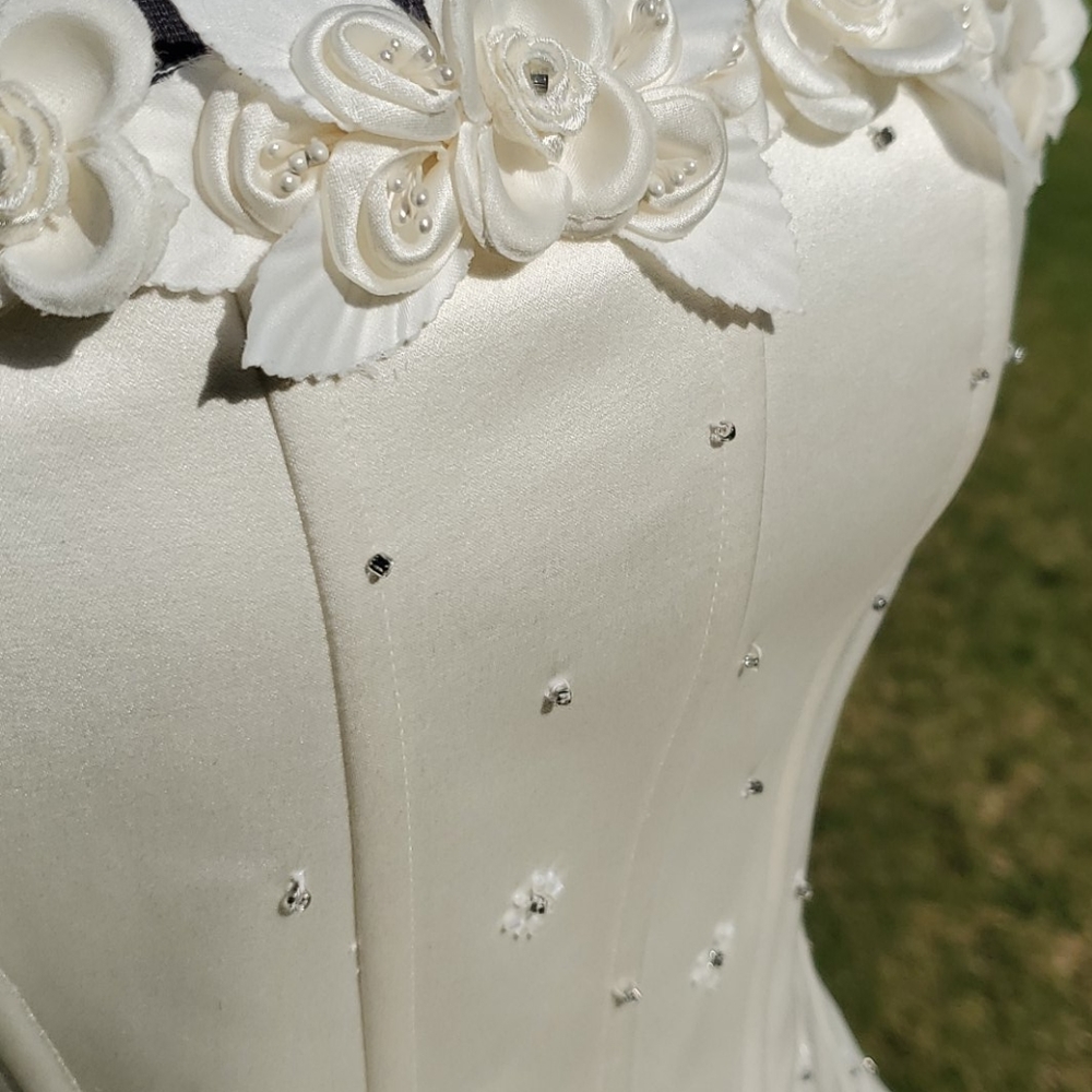 Cosmobella Beaded Bridal Gown - Picture 4 of 8